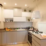 아파트 Guesthost - Modern Flat With Lovely Terrace 산레모